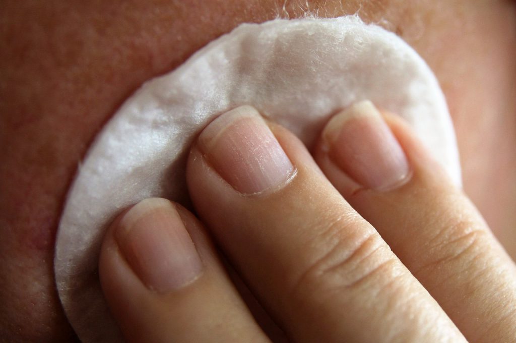 gel de limpeza de pele